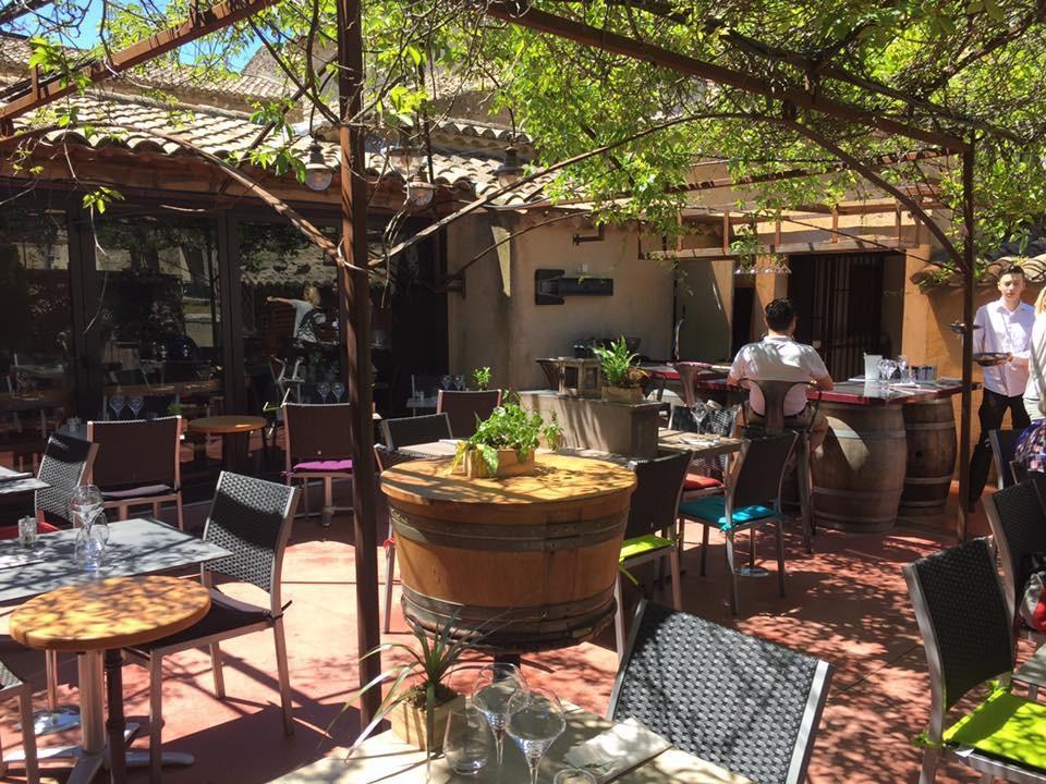 Le Vieux Bistrot Hotel Cabrieres-d'Avignon Exterior photo